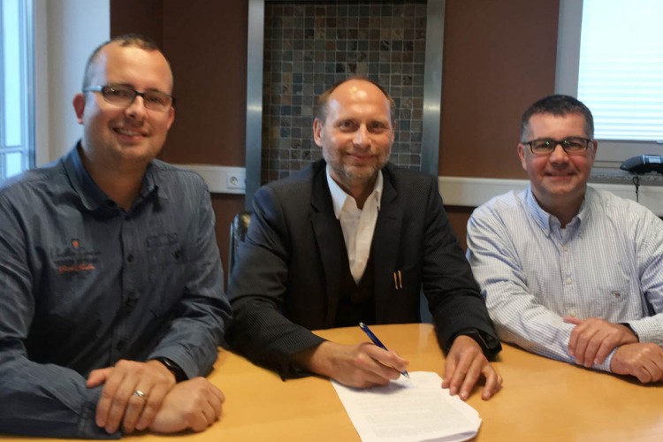 EVENTUS verlängert Sponsorenvertrag mit den Sportfreunden Ahlum