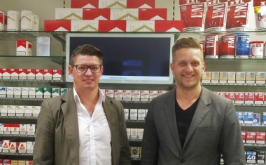 Anton Wotschal und André  Fedyk von City Shop West in Wolfsburg.