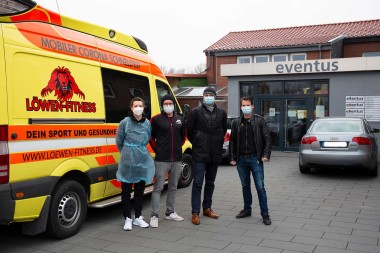 Corona-Testmobil zu Besuch am Standort Wolfenbüttel