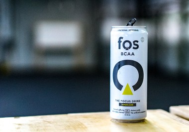 Der Focus Drink der FOS Drinks GmbH kombiniert den klassischen Energy Drink mit den Bedürfnissen von Sportlern. Foto: FOS GmbH